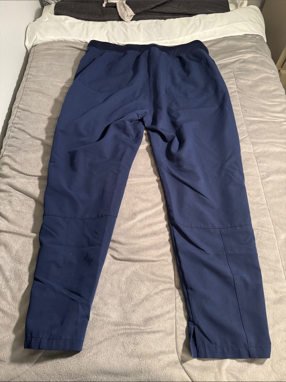 Women's Navy Blue Scrub Set!Jogger Style Scrub Pants And V Neck Scrub Top - Picture 10 of 10